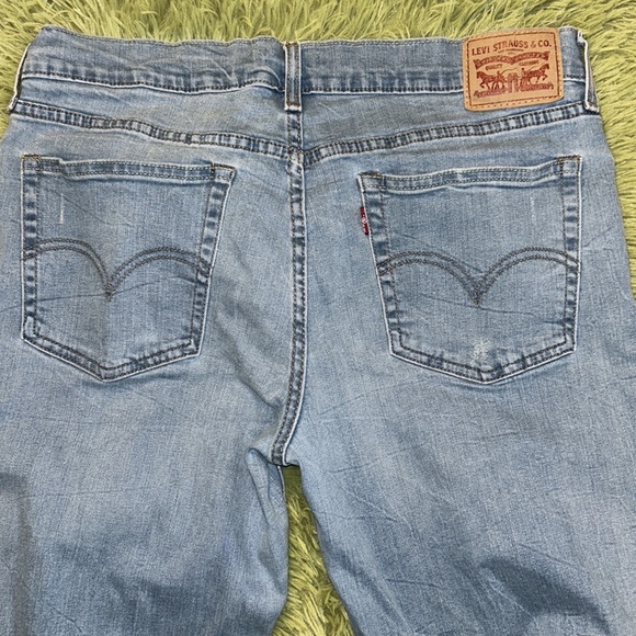 Levi’s Low Rise Boyfriend Jeans - Picture 5 of 6